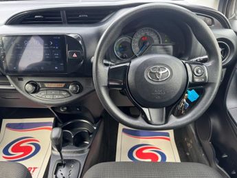 TOYOTA YARIS 1.5 Yaris Petrol Hybrid