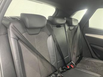 AUDI Q5 2.0 TFSI 45 S line SUV 5dr Petrol S Tronic quattro Euro 6 (s/s) 