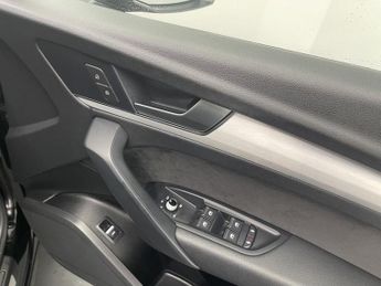 AUDI Q5 2.0 TFSI 45 S line SUV 5dr Petrol S Tronic quattro Euro 6 (s/s) 