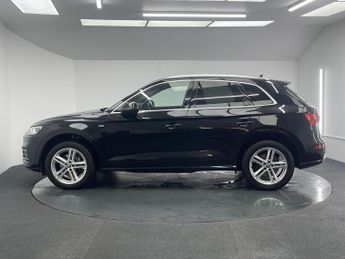 AUDI Q5 2.0 TFSI 45 S line SUV 5dr Petrol S Tronic quattro Euro 6 (s/s) 