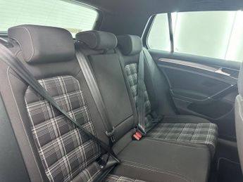 VOLKSWAGEN GOLF 2.0 TDI GTD Hatchback 5dr Diesel DSG Euro 6 (s/s) (184 ps)