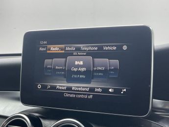 MERCEDES-BENZ GLC 2.0 GLC250 AMG Line (Premium Plus) Coupe 5dr Petrol G-Tronic+ 4M