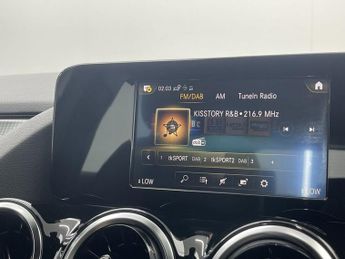 MERCEDES-BENZ GLA 1.3 GLA200 Sport SUV 5dr Petrol 7G-DCT Euro 6 (s/s) (163 ps)