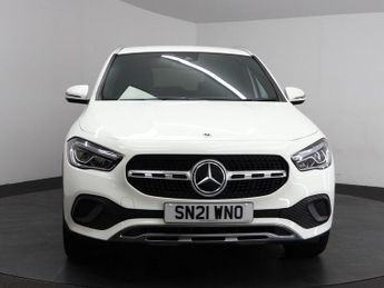 MERCEDES-BENZ GLA 1.3 GLA200 Sport SUV 5dr Petrol 7G-DCT Euro 6 (s/s) (163 ps)