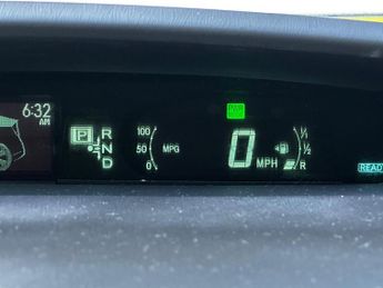 TOYOTA PRIUS 1.8 VVT-h T Spirit Hatchback 5dr Petrol Hybrid CVT Euro 5 (s/s) 