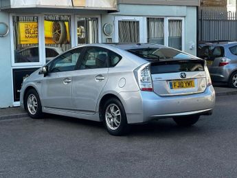 TOYOTA PRIUS 1.8 VVT-h T Spirit Hatchback 5dr Petrol Hybrid CVT Euro 5 (s/s) 