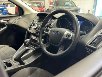 FORD FOCUS 2.0 TDCi Titanium Navigator Estate 5dr Diesel Powershift Euro 5 