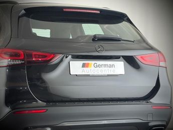 MERCEDES-BENZ GLA 1.3 GLA200 Sport SUV 5dr Petrol 7G-DCT Euro 6 (s/s) (163 ps)