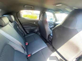 NISSAN JUKE 1.6 N-Connecta SUV 5dr Petrol Hybrid Auto Euro 6 (143 ps)