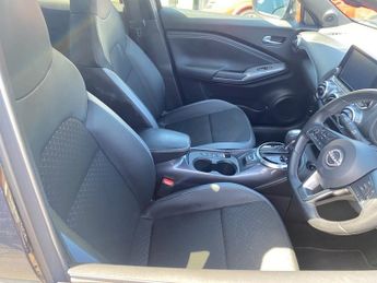 NISSAN JUKE 1.6 N-Connecta SUV 5dr Petrol Hybrid Auto Euro 6 (143 ps)
