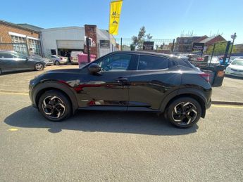 NISSAN JUKE 1.6 N-Connecta SUV 5dr Petrol Hybrid Auto Euro 6 (143 ps)