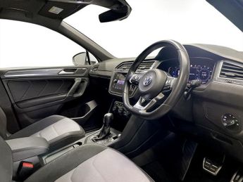 VOLKSWAGEN TIGUAN ALLSPACE 2.0 TDI R-Line Tech SUV 5dr Diesel DSG Euro 6 (s/s) (150 ps)