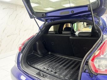 NISSAN JUKE 1.6 Tekna SUV 5dr Petrol XTRON Euro 6 (117 ps)
