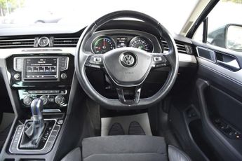 VOLKSWAGEN PASSAT 1.4 TSI GTE Estate 5dr Petrol Plug-in Hybrid DSG Euro 6 (s/s) (2