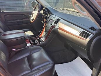 CADILLAC ESCALADE 6.2 V8 Petrol LPG CONVERTED