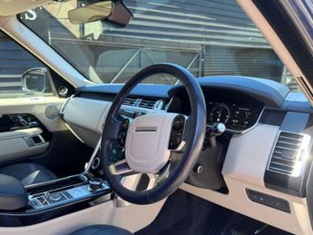 LAND ROVER RANGE ROVER 2.0 P400e 12.4kWh GPF Vogue SE SUV 5dr Petrol Plug-in Hybrid Aut