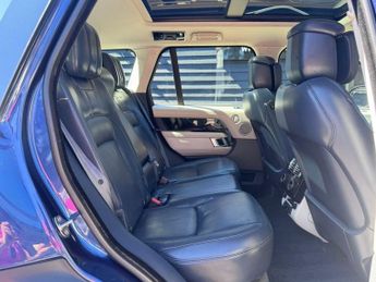 LAND ROVER RANGE ROVER 2.0 P400e 12.4kWh GPF Vogue SE SUV 5dr Petrol Plug-in Hybrid Aut