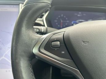 TESLA MODEL S 85D (Dual Motor) Hatchback 5dr Electric Auto 4WD (422 bhp)