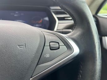 TESLA MODEL S 85D (Dual Motor) Hatchback 5dr Electric Auto 4WD (422 bhp)