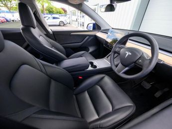 TESLA MODEL Y (Dual Motor) Long Range SUV 5dr Electric Auto 4WDE (384 bhp)