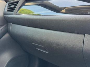 NISSAN LEAF 39kWh N-Connecta Hatchback 5dr Electric Auto (150 ps)
