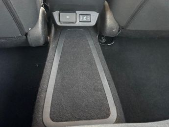 NISSAN LEAF 39kWh N-Connecta Hatchback 5dr Electric Auto (150 ps)