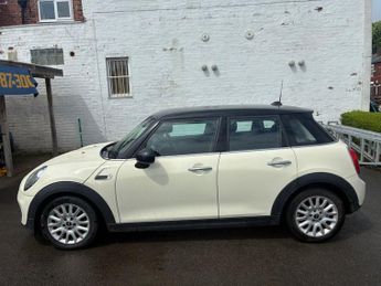 MINI HATCH 1.5 Cooper D Hatchback 5dr Diesel Manual Euro 6 (s/s) (116 ps)