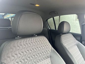 VAUXHALL CORSA 1.4 16V SE Hatchback 5dr Petrol Auto Euro 5 (100 ps)