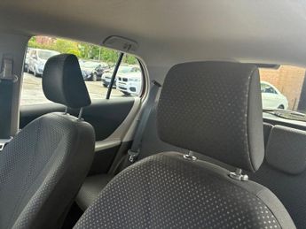 TOYOTA YARIS 1.33 Dual VVT-i T Spirit Hatchback 5dr Petrol MultiMode Euro 5 (