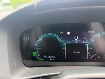 TOYOTA C-HR 2.0L 5d  DESIGN PHEV AUTO  220 BHP