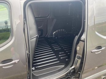 CITROEN BERLINGO 1.5 BlueHDi 1000 DRIVER NAV M NO VAT VAN EAT8 Euro 6 (s/s) (130 