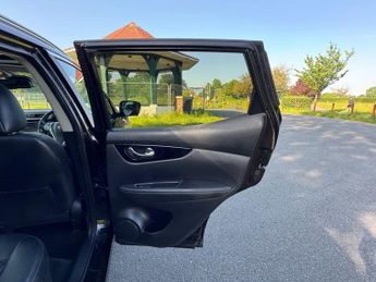 NISSAN QASHQAI 1.2 DIG-T Tekna SUV 5dr Petrol XTRON 2WD Euro 6 (s/s) (115 ps)
