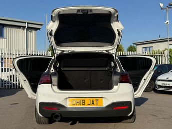 BMW 1 SERIES 2.0 120d M Sport Shadow Edition Hatchback 5dr Diesel Auto xDrive