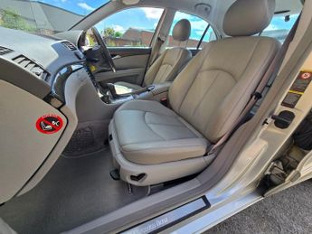 MERCEDES-BENZ E-CLASS 3.2 E320 Avantgarde Saloon 4dr Petrol Automatic (238 g/km, 224 b