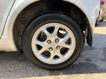 TOYOTA YARIS 0.0L