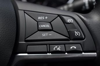 NISSAN QASHQAI 1.2 DIG-T TEKNA XTRONIC AUTO 6-SPEED 113 BHP (EURO 6)