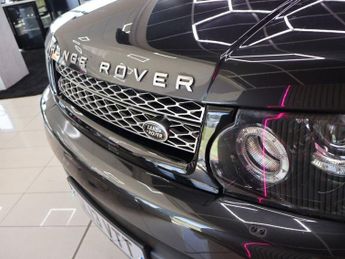 LAND ROVER RANGE ROVER SPORT 3.0 SD V6 HSE Black SUV 5dr Diesel Auto 4WD Euro 5 (255 bhp)