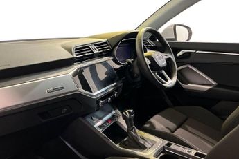 AUDI Q3 1.5 TFSI CoD 35 Sport SUV 5dr Petrol S Tronic Euro 6 (s/s) (150 