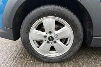 MINI HATCH 1.5 Cooper Classic Hatchback 5dr Petrol Steptronic Euro 6 (s/s) 