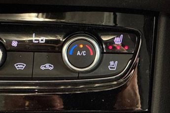 VAUXHALL GRANDLAND X 1.2 Turbo Elite Nav SUV 5dr Petrol Auto 8Spd Euro 6 (s/s) (130 p