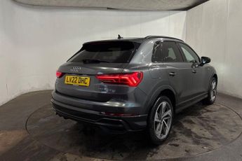 AUDI Q3 1.5 TFSI CoD 35 Black Edition SUV 5dr Petrol S Tronic Euro 6 (s/