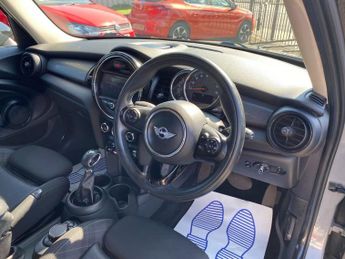 MINI HATCH 1.5 Cooper Hatchback 5dr Petrol Steptronic Euro 6 (s/s) (136 ps)