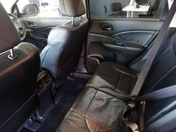 HONDA CR-V 2.0 i-VTEC EX SUV 5dr Petrol Auto 4WD Euro 5 (155 ps)