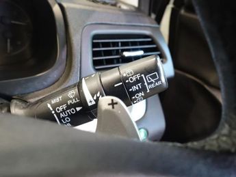 HONDA CR-V 2.0 i-VTEC EX SUV 5dr Petrol Auto 4WD Euro 5 (155 ps)