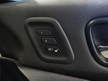 HONDA CR-V 2.0 i-VTEC EX SUV 5dr Petrol Auto 4WD Euro 5 (155 ps)
