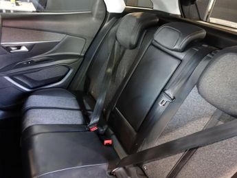 PEUGEOT 3008 1.6 BlueHDi Allure SUV 5dr Diesel EAT Euro 6 (s/s) (120 ps)