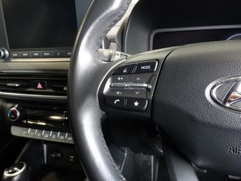 HYUNDAI KONA 1.6 h-GDi SE Connect SUV 5dr Petrol Hybrid DCT Euro 6 (s/s) (141