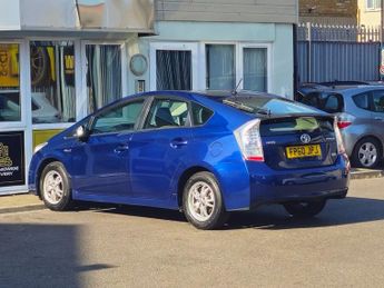TOYOTA PRIUS 1.8 VVT-h T3 Hatchback 5dr Petrol Hybrid CVT Euro 5 (s/s) (136 p