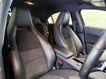 MERCEDES-BENZ A-CLASS 2.1 A220d AMG Line (Premium) Hatchback 5dr Diesel 7G-DCT 4MATIC 