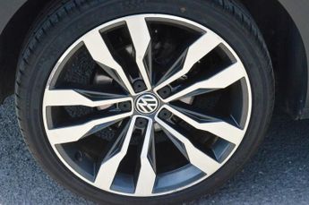 VOLKSWAGEN T-ROC 1.5 TSI GPF EVO R-Line SUV 5dr Petrol DSG Euro 6 (s/s) (150 ps)